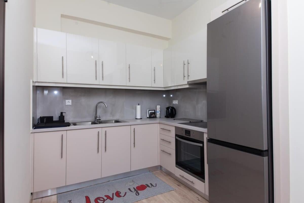 Brand New 2 Bedroom Haven Apt In Galatsi Athens Exterior photo