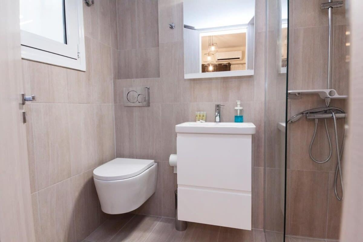 Brand New 2 Bedroom Haven Apt In Galatsi Athens Exterior photo